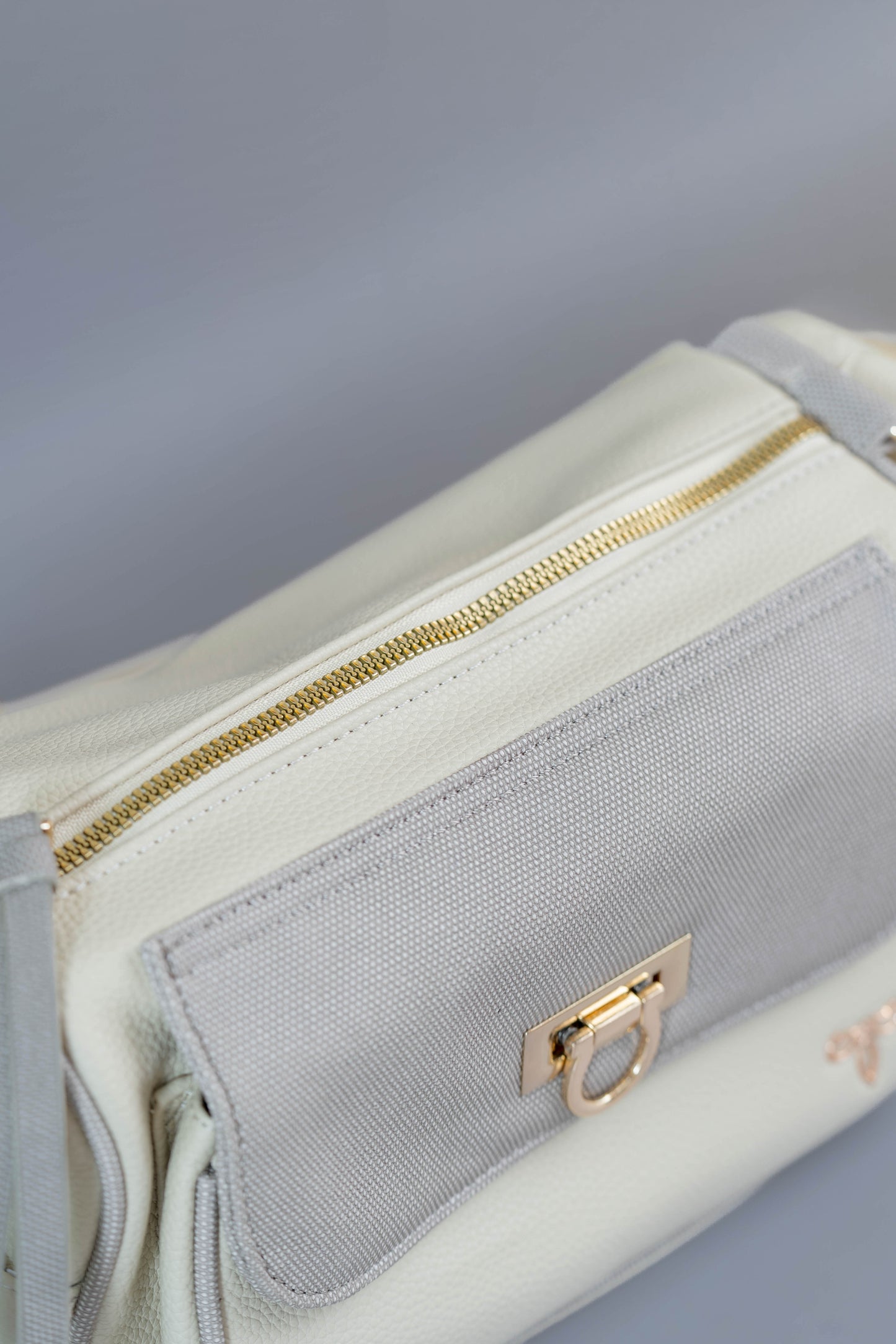 Esther Camera Bag in White