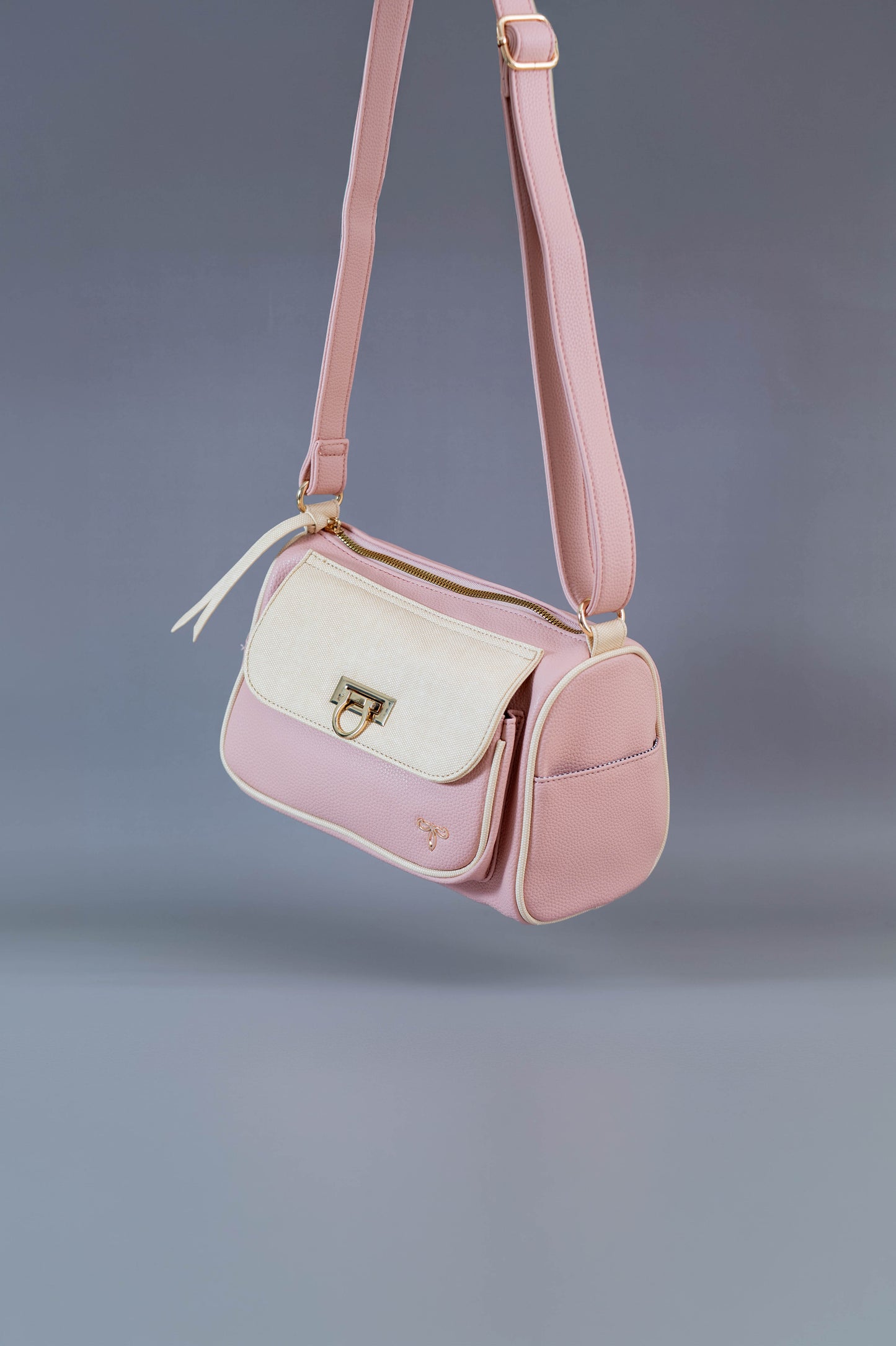 Esther Camera Bag in Pink